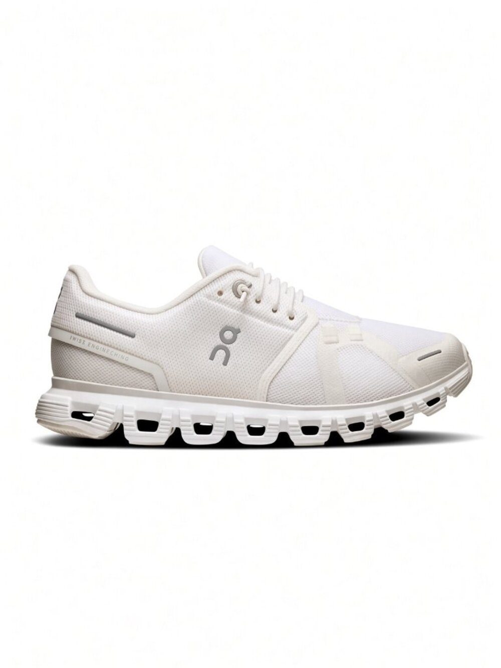 On Running Cloud 6 Womens All White Running Athletic Casual New